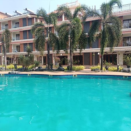 Resort Primo Bom Terra Verde Baga Exteriör bild