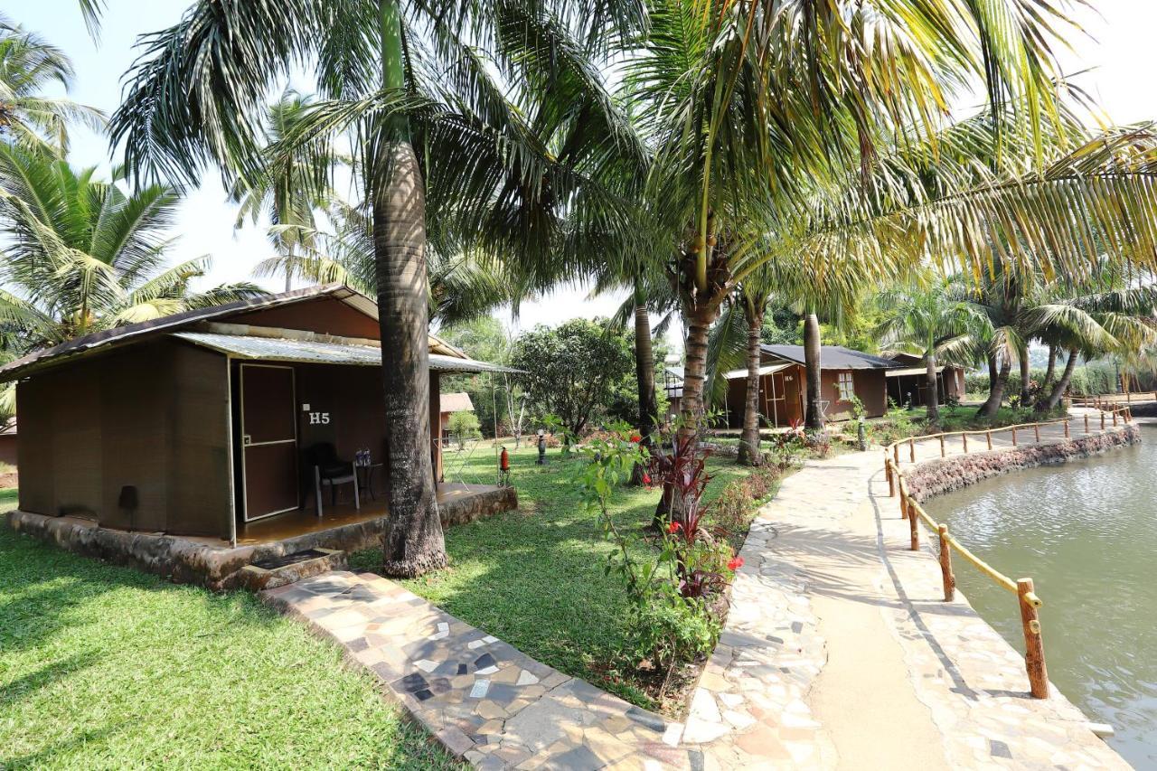 Resort Primo Bom Terra Verde Baga Exteriör bild
